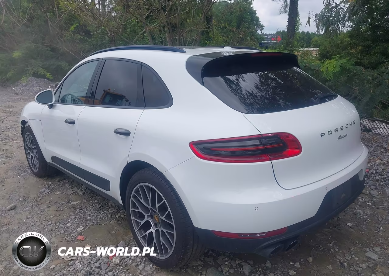 2018 Porsche Macan Sport Edition VIN:WP1AA2A50JLB18376 - 3