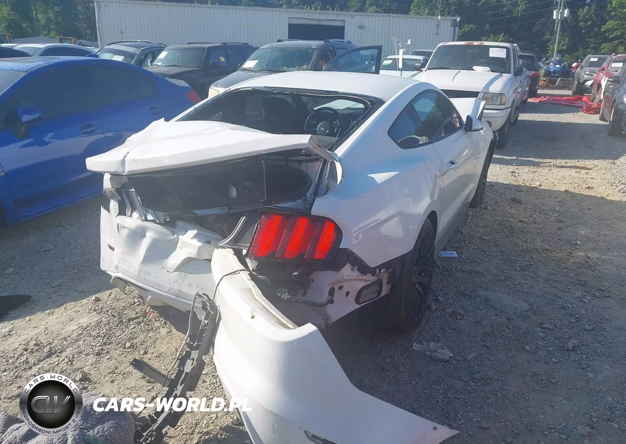 2016 Ford Mustang V6 VIN:1FA6P8AM8G5288732 - 4