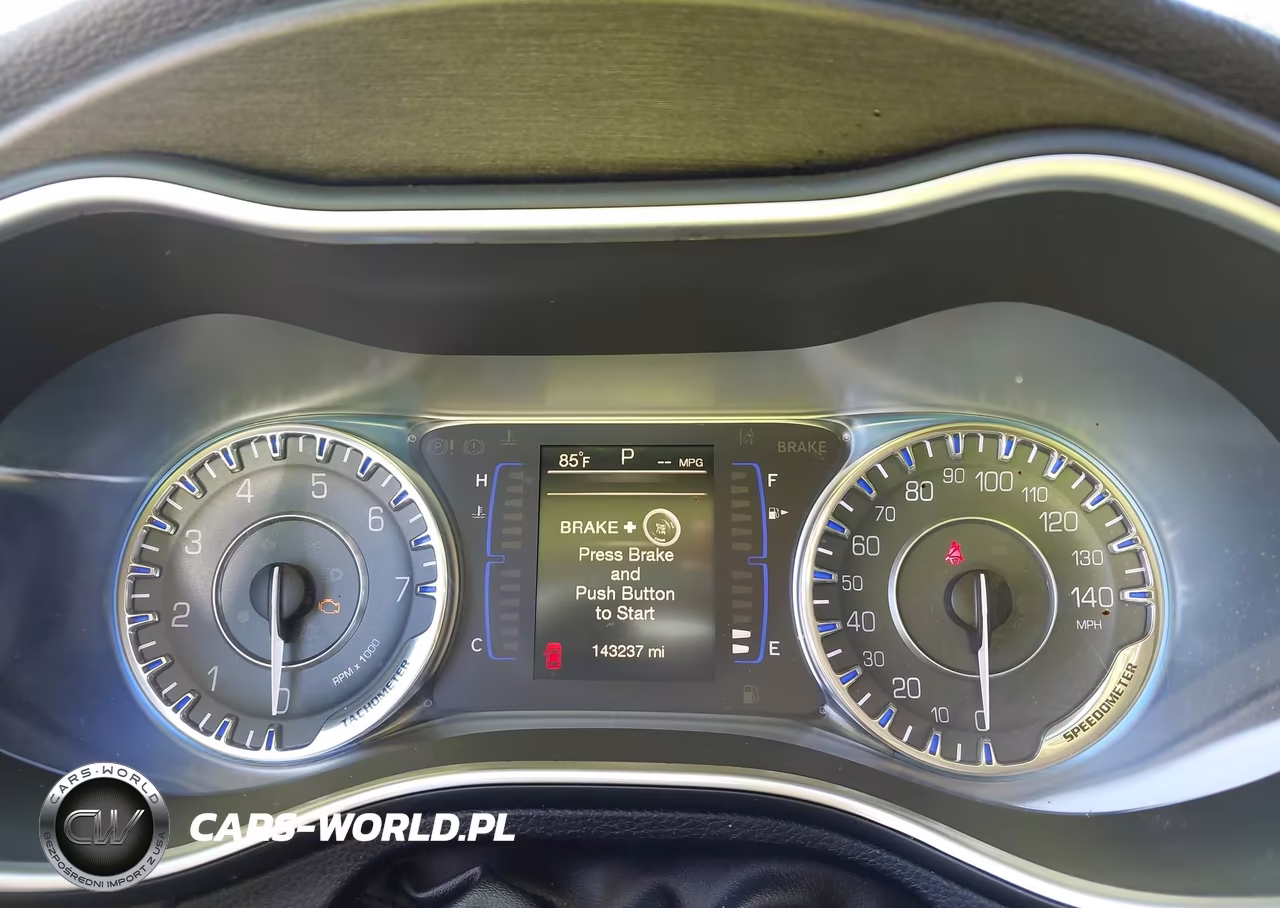 2016 Chrysler 200 Limited VIN:1C3CCCAB9GN103005 - 7