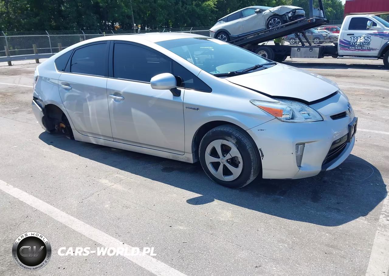 2013 Toyota Prius Three – zdjęcie 1 z 16