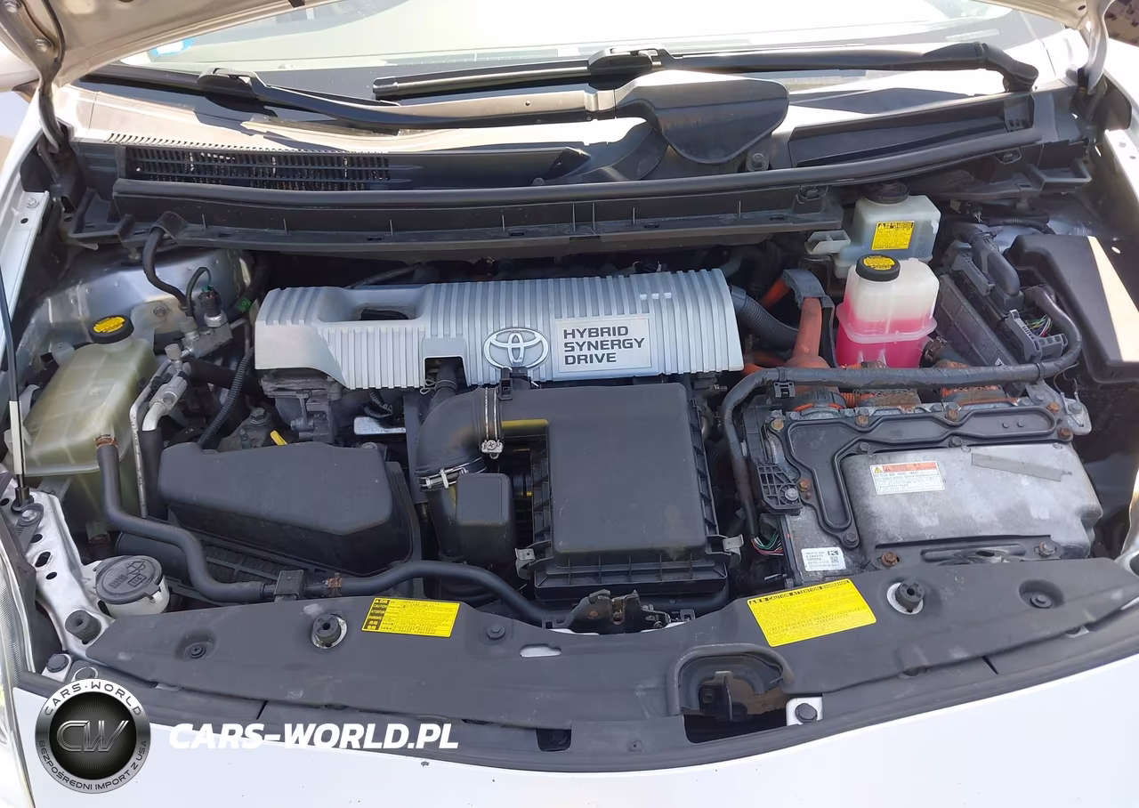 2013 Toyota Prius Three VIN:JTDKN3DU3D5634629 - 10