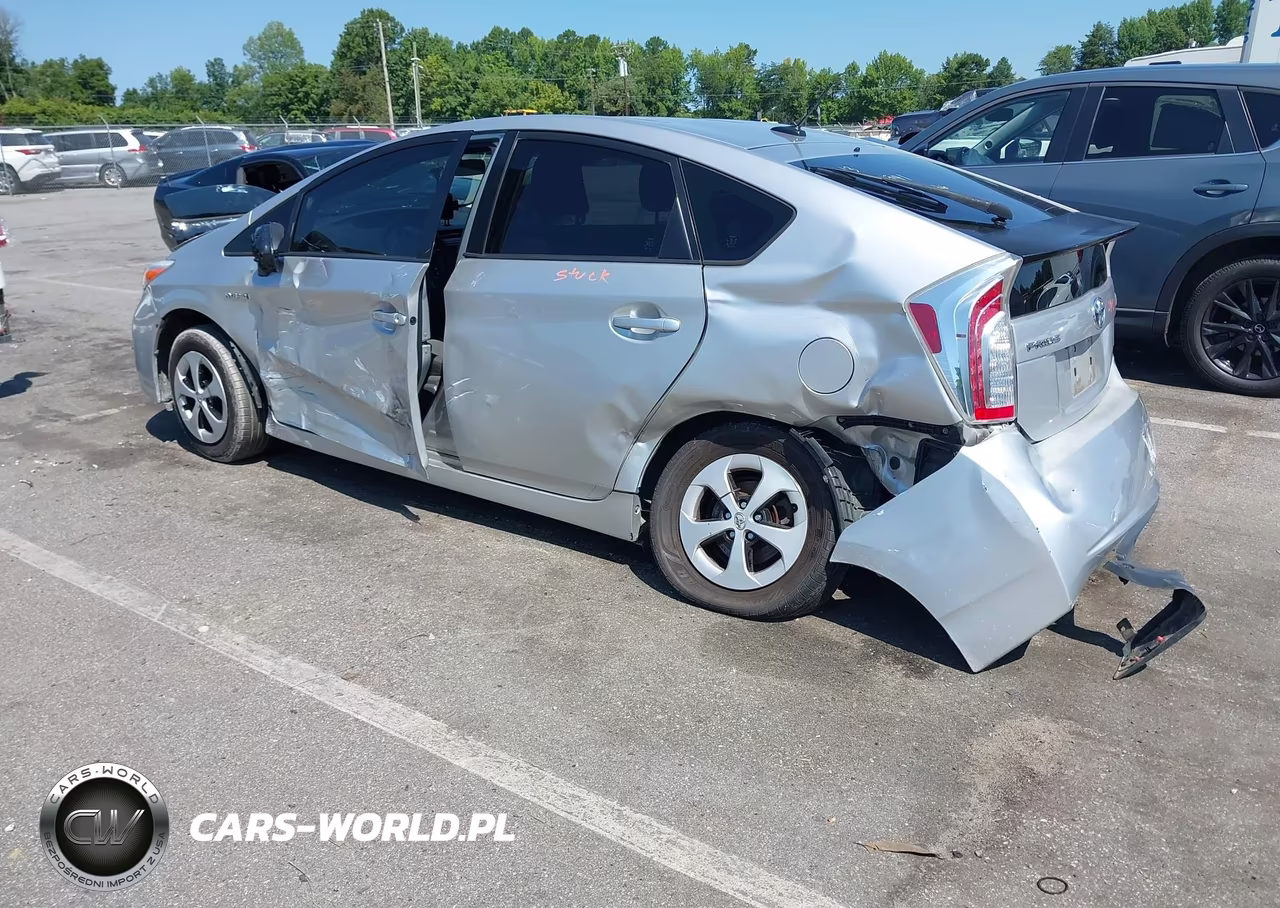 2013 Toyota Prius Three VIN:JTDKN3DU3D5634629 - 3