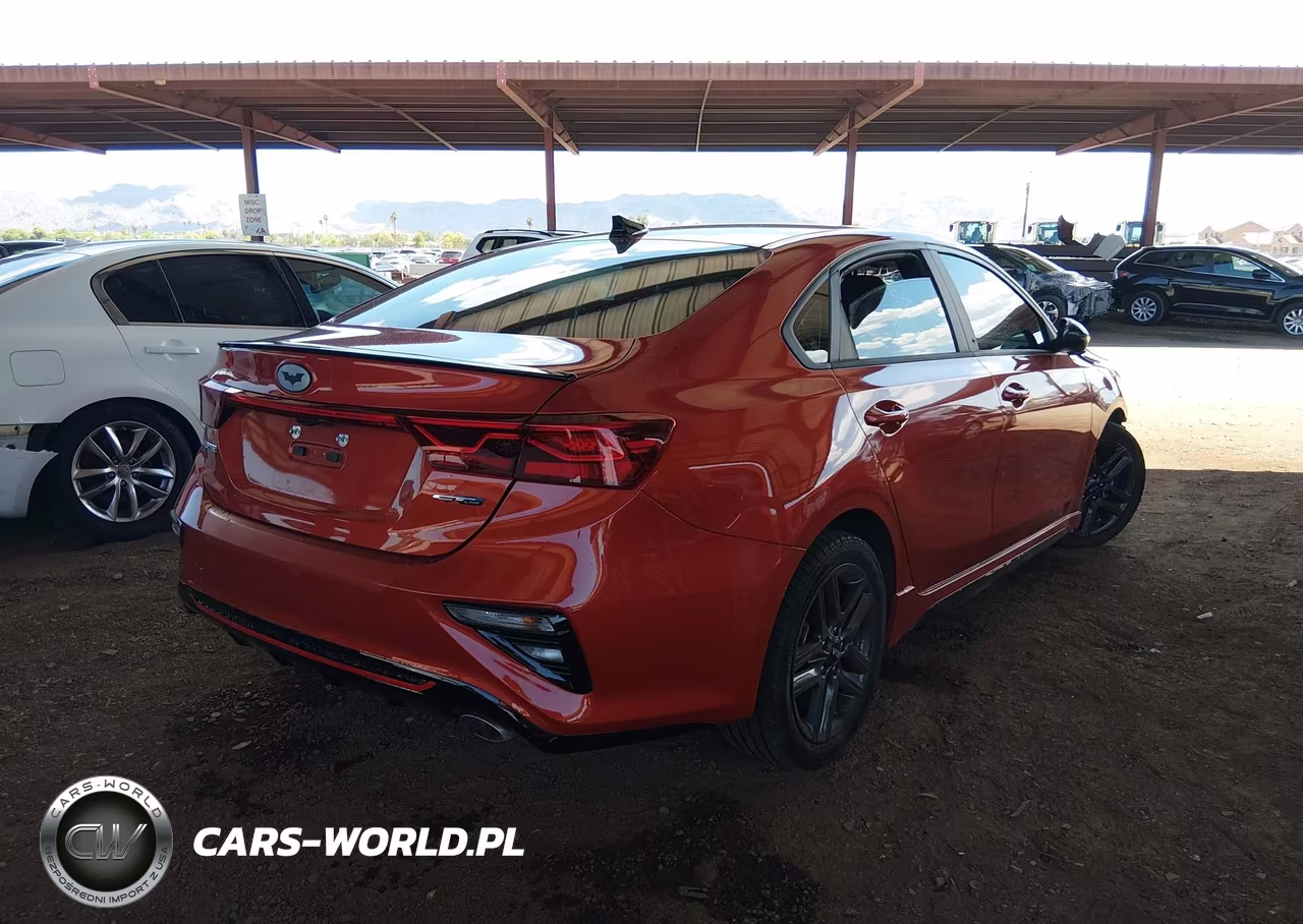 2021 Kia Forte Gt-Line VIN:3KPF34AD8ME377747 - 4