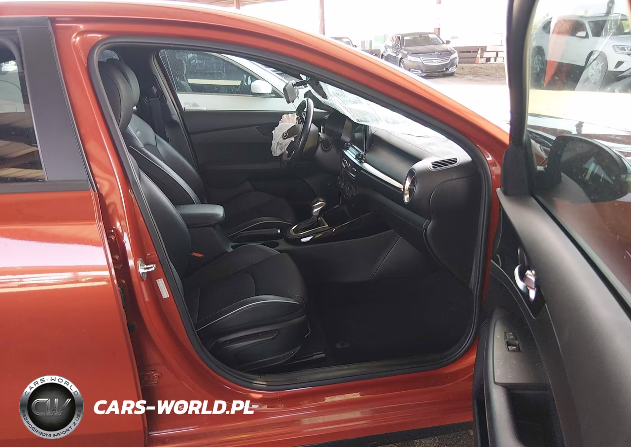 2021 Kia Forte Gt-Line VIN:3KPF34AD8ME377747 - 5