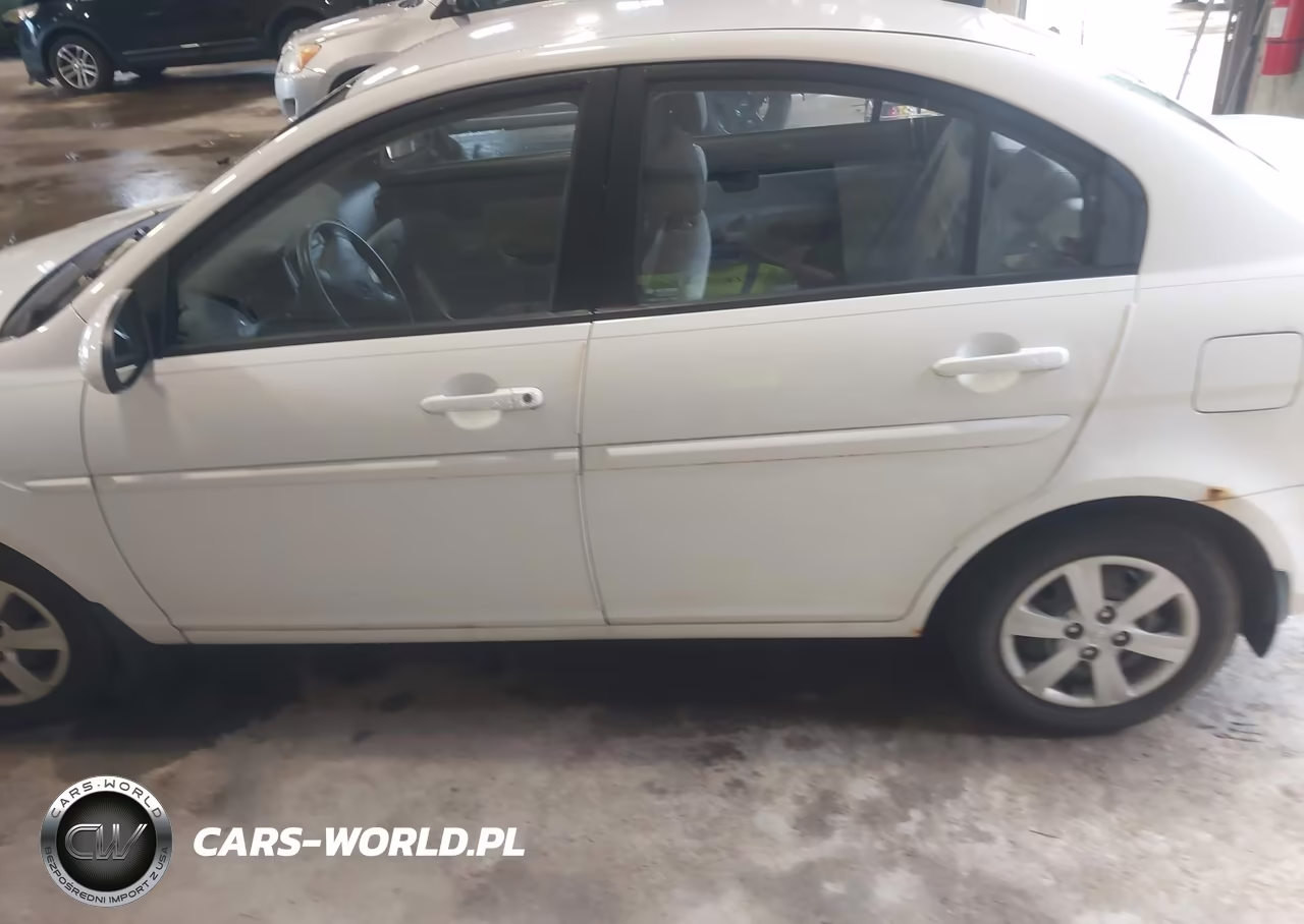 2009 Hyundai Accent Gls VIN:KMHCN46CX9U315316 - 14