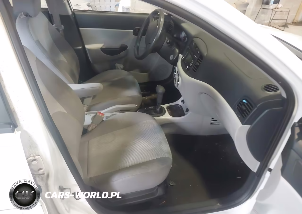 2009 Hyundai Accent Gls VIN:KMHCN46CX9U315316 - 5
