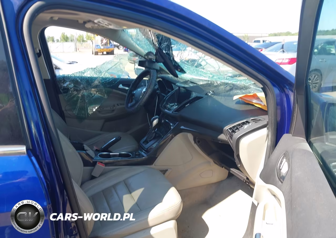 2016 Ford Escape Titanium VIN:1FMCU9J99GUB33471 - 5