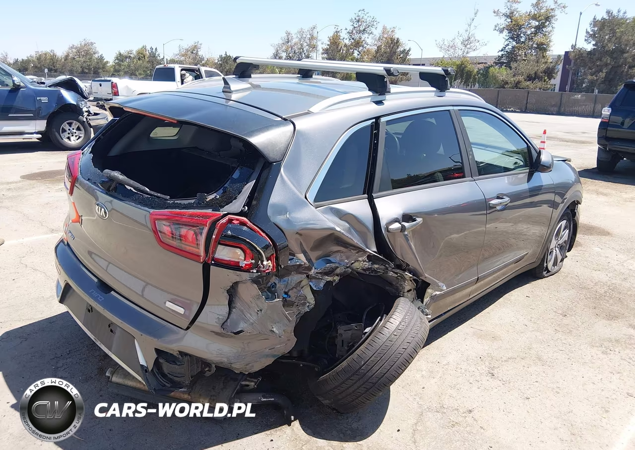 2018 Kia Niro Lx VIN:KNDCB3LC6J5137835 - 6