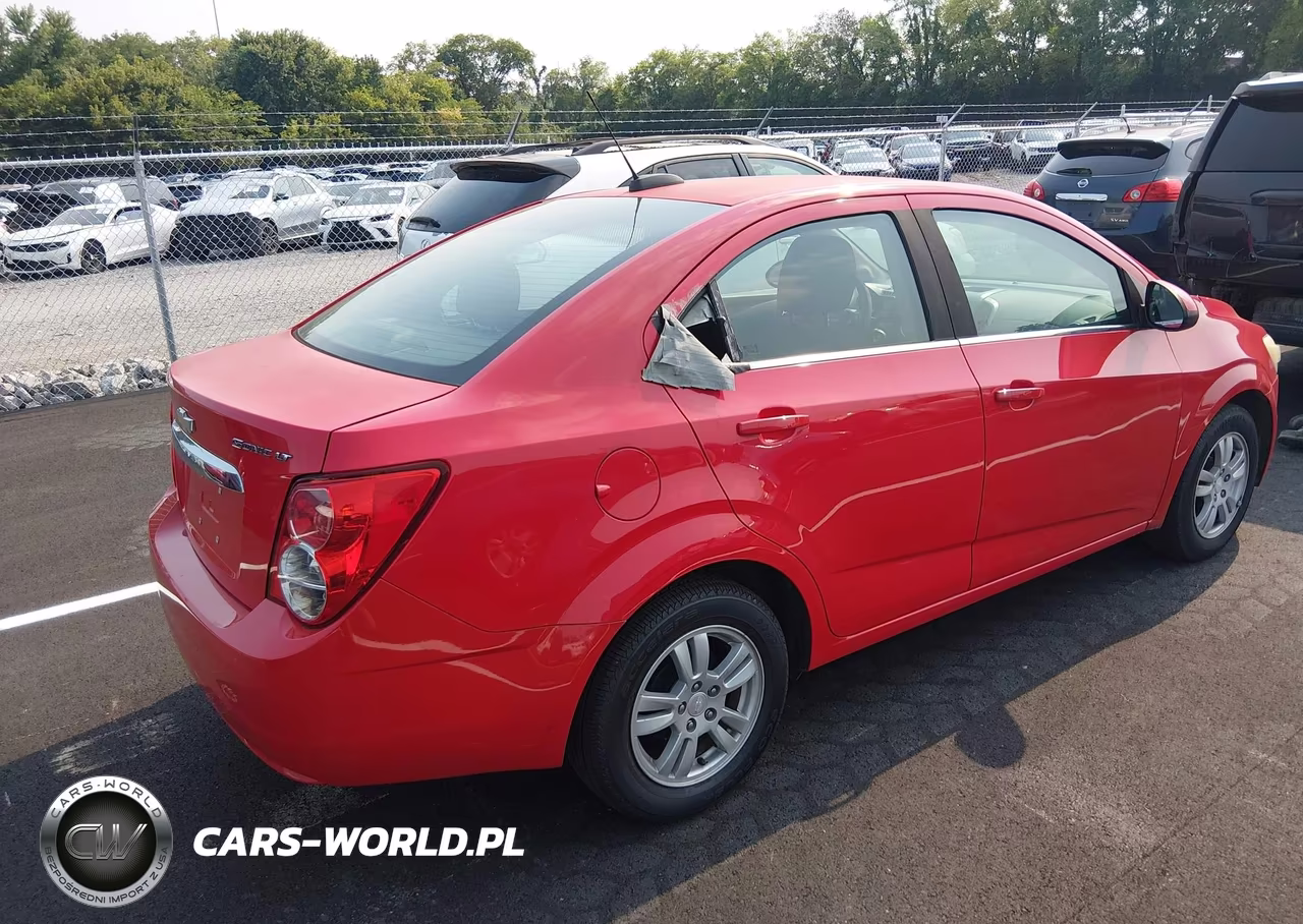 2015 Chevrolet Sonic Lt Auto VIN:1G1JC5SH2F4185643 - 4