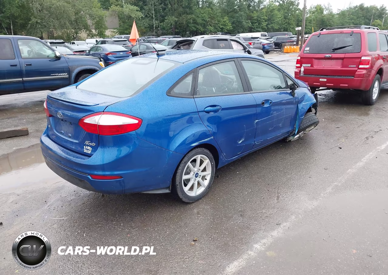 2019 Ford Fiesta Se VIN:3FADP4BJ7KM137629 - 4