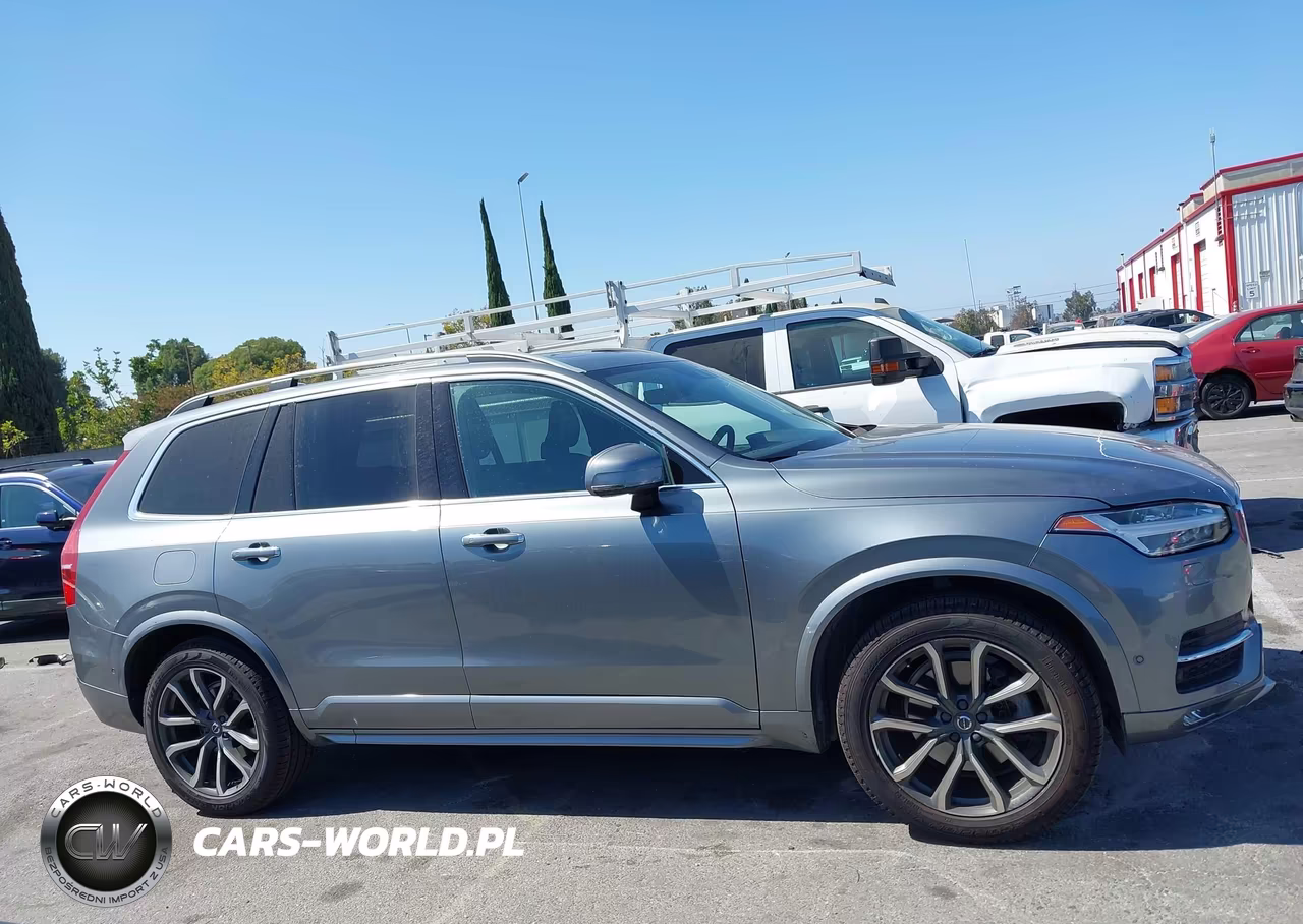 2018 Volvo Xc90 T6 Momentum VIN:YV4A22PKXJ1203925 - 13