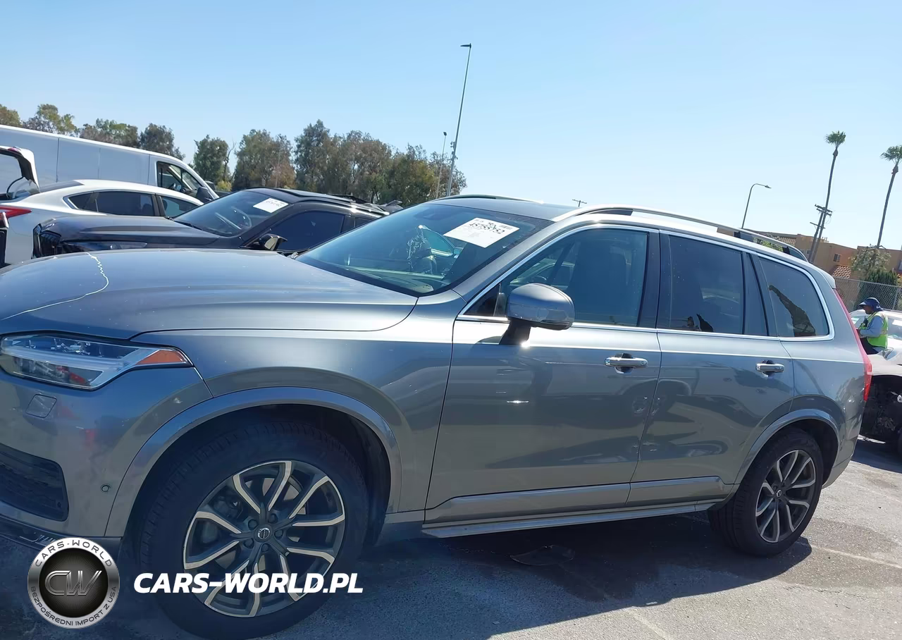 2018 Volvo Xc90 T6 Momentum VIN:YV4A22PKXJ1203925 - 14