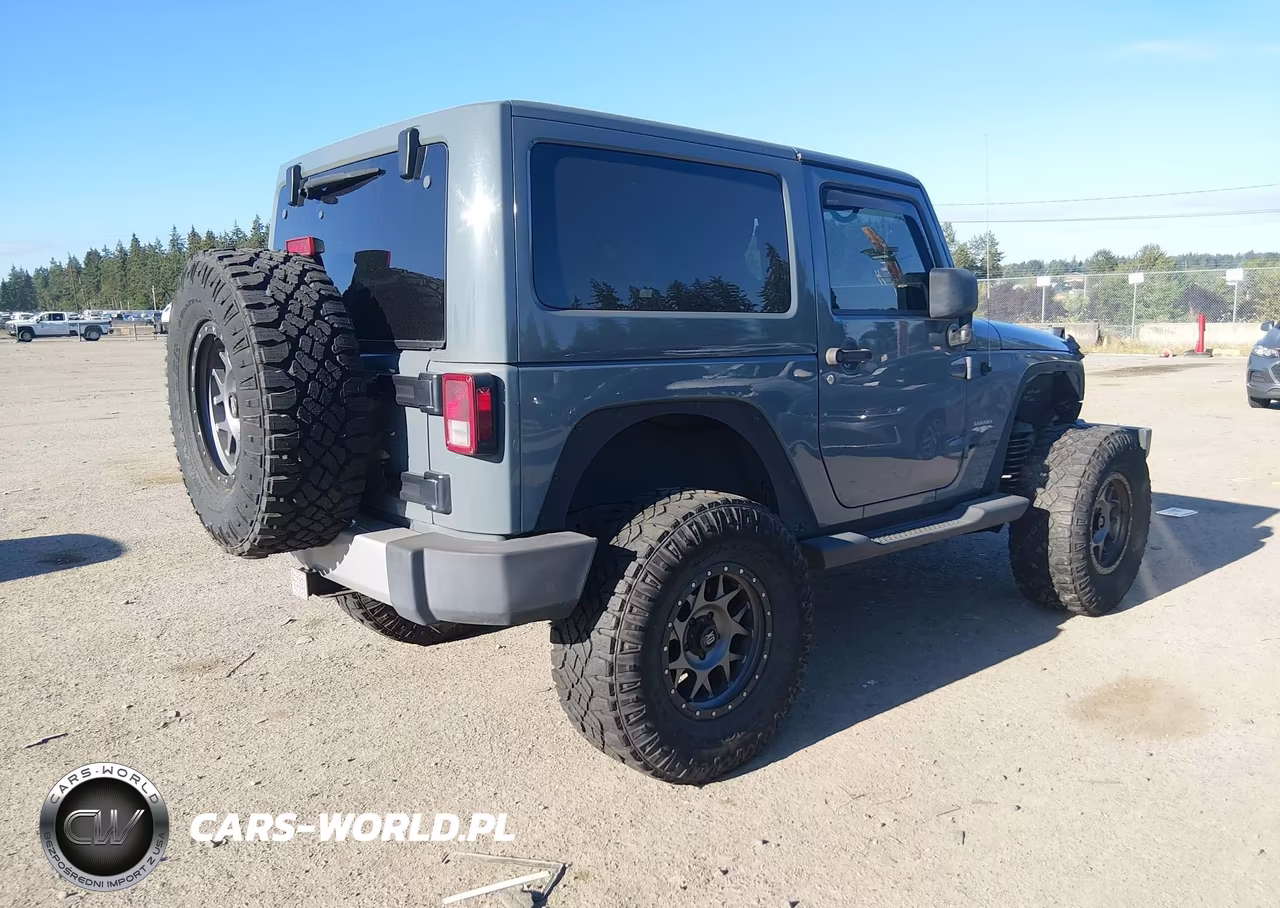 2014 Jeep Wrangler Sahara VIN:1C4AJWBG5EL132725 - 4