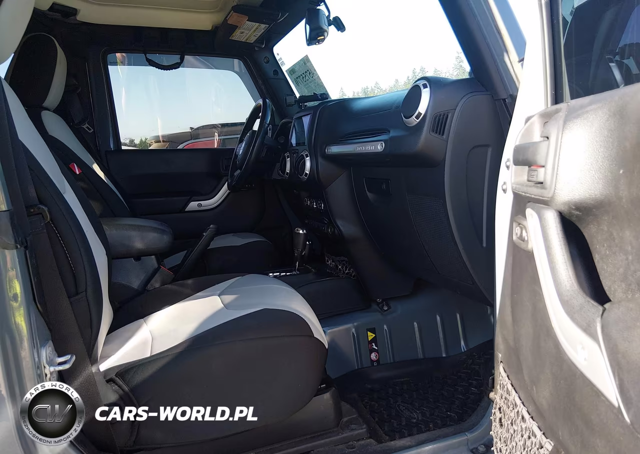 2014 Jeep Wrangler Sahara VIN:1C4AJWBG5EL132725 - 5
