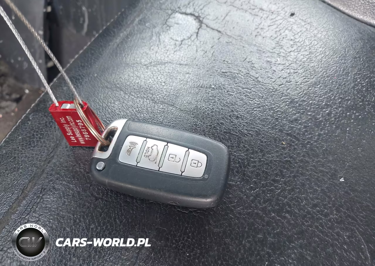 2011 Kia Soul + VIN:KNDJT2A2XB7291334 - 11