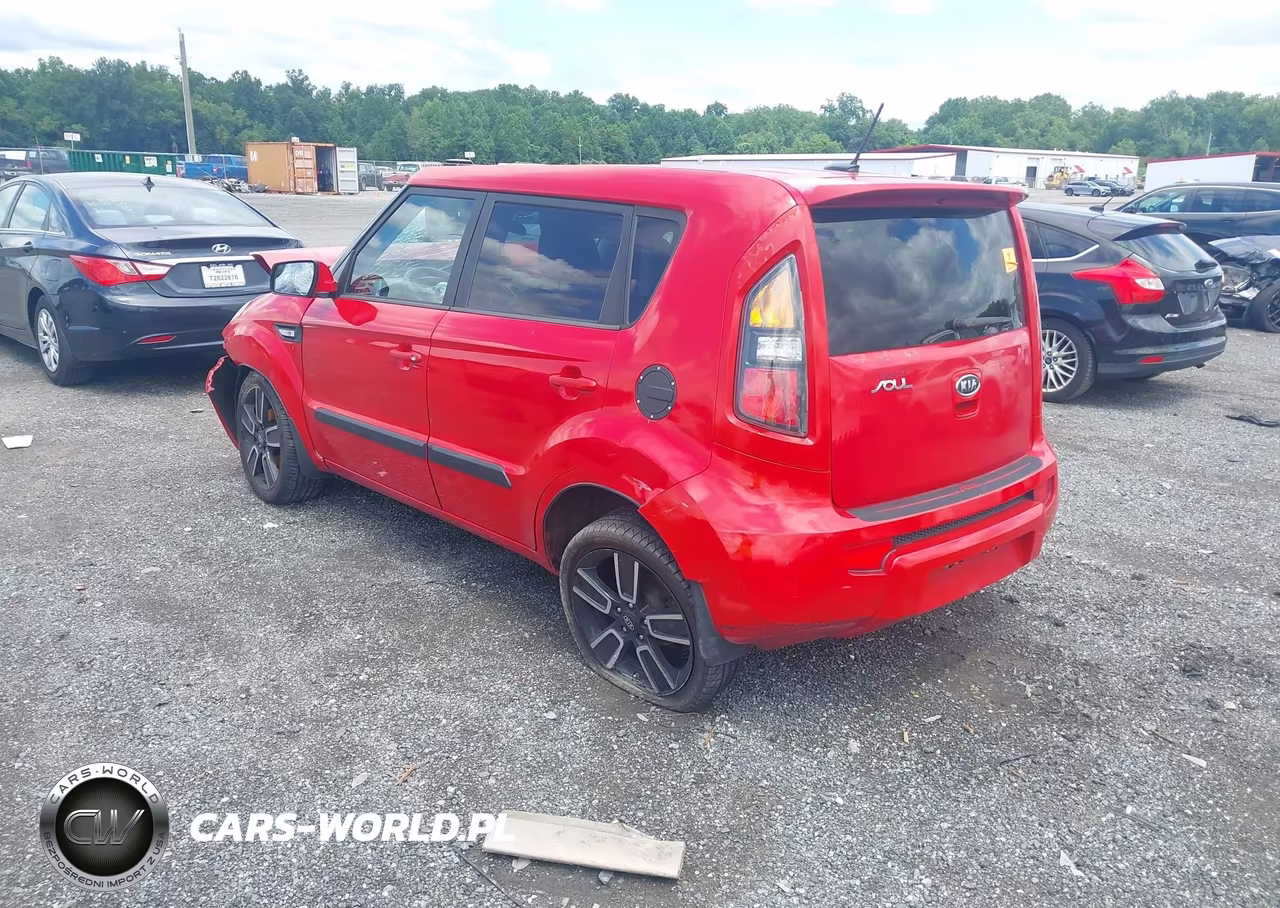 2011 Kia Soul + VIN:KNDJT2A2XB7291334 - 3