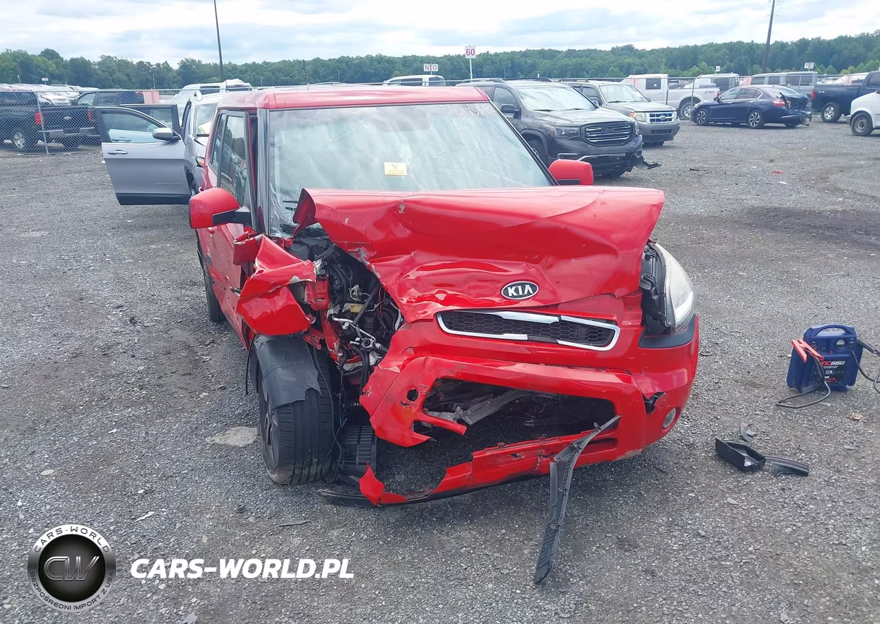 2011 Kia Soul + VIN:KNDJT2A2XB7291334 - 6