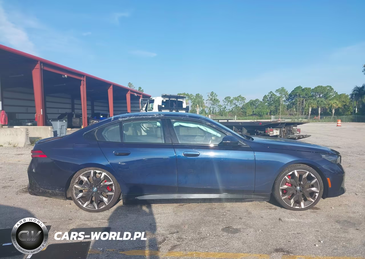 2025 BMW 550E xDrive VIN:WBA13FK05SCT72797 - 13