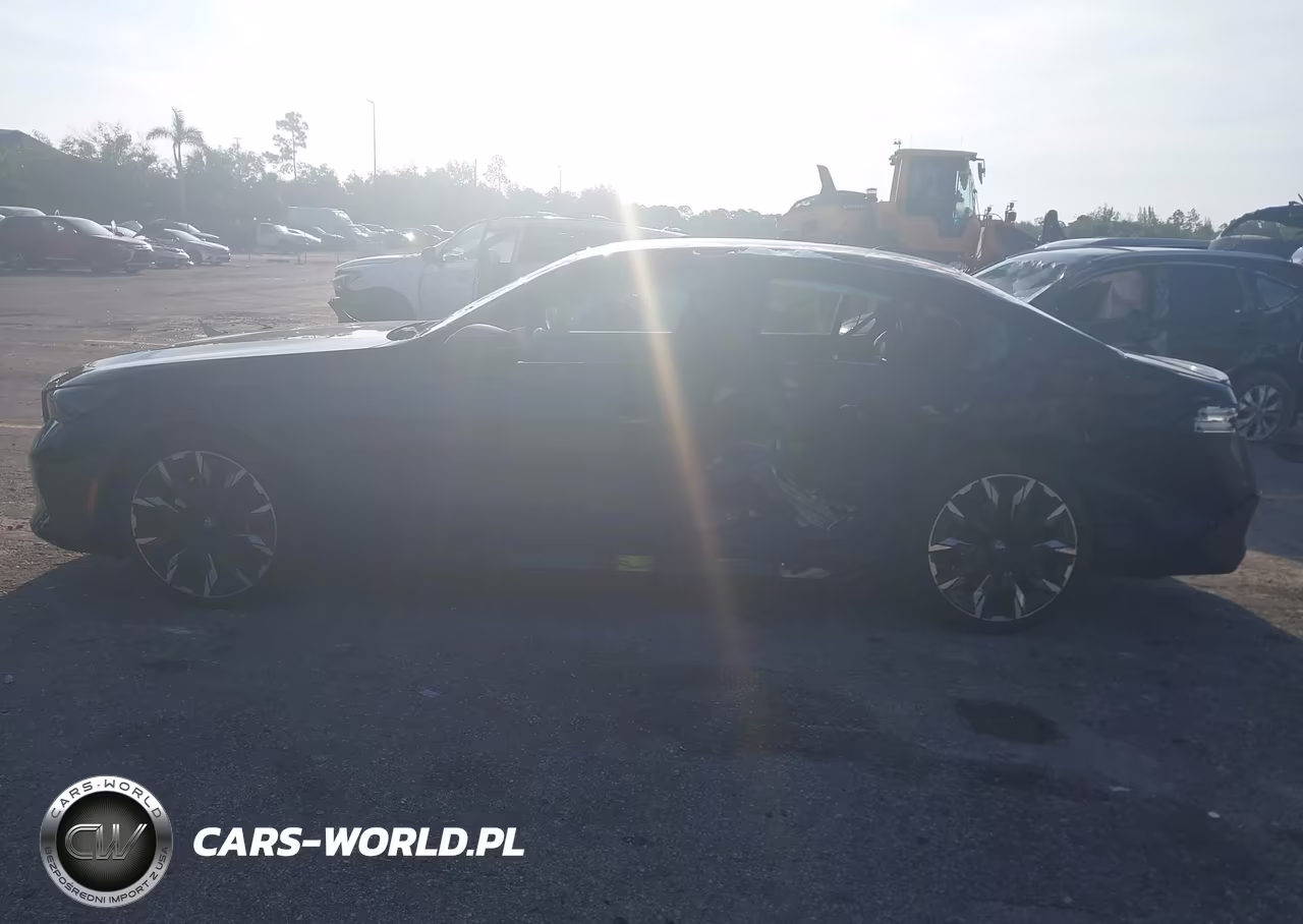 2025 BMW 550E xDrive VIN:WBA13FK05SCT72797 - 14