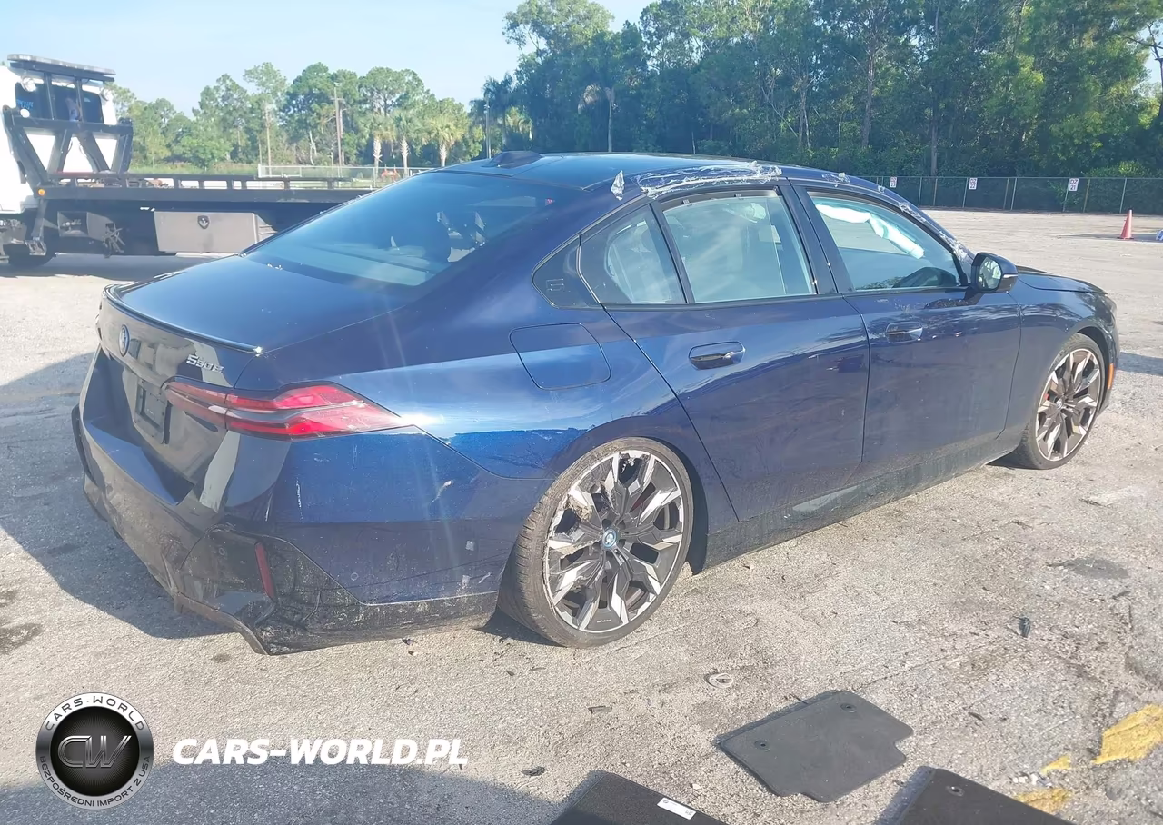 2025 BMW 550E xDrive VIN:WBA13FK05SCT72797 - 4