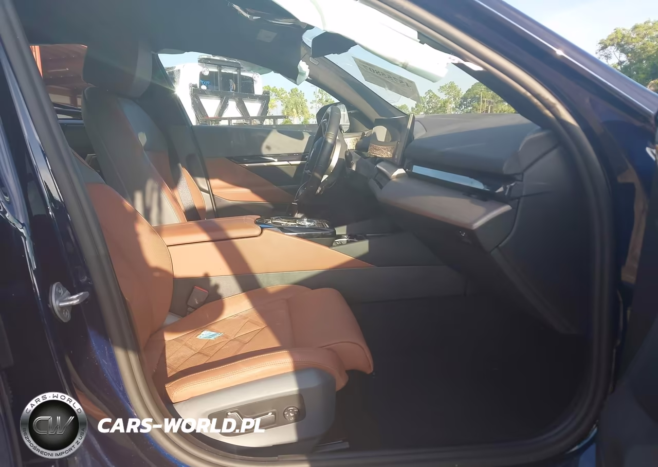 2025 BMW 550E xDrive VIN:WBA13FK05SCT72797 - 5
