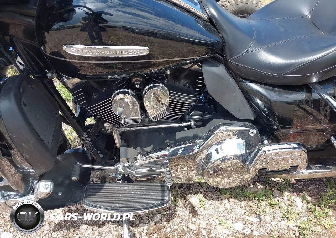 2011 Harley-Davidson Flhtk VIN:1HD1KEM1XBB669185 - 9