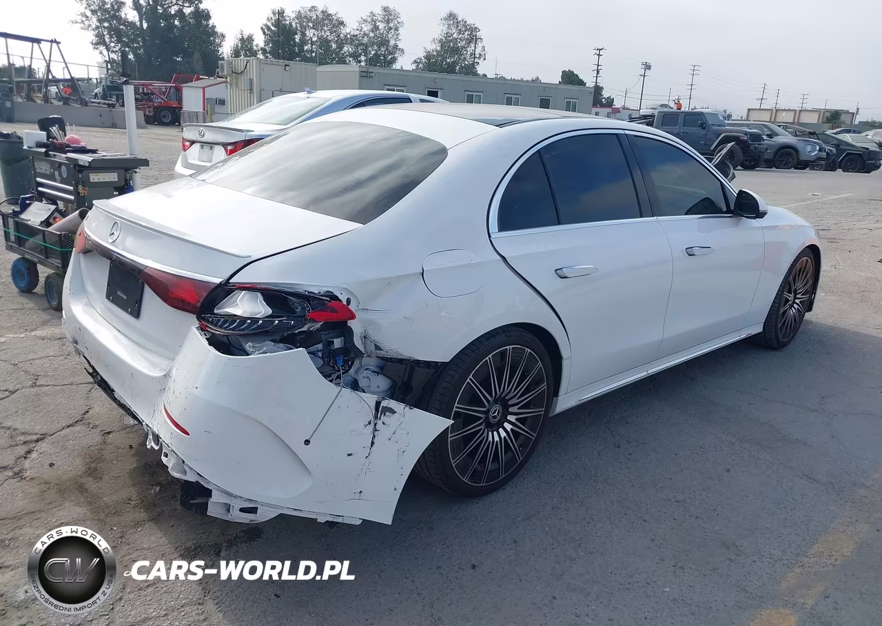2025 Mercedes-Benz E 350 VIN:W1KLF4GB7SA172457 - 4