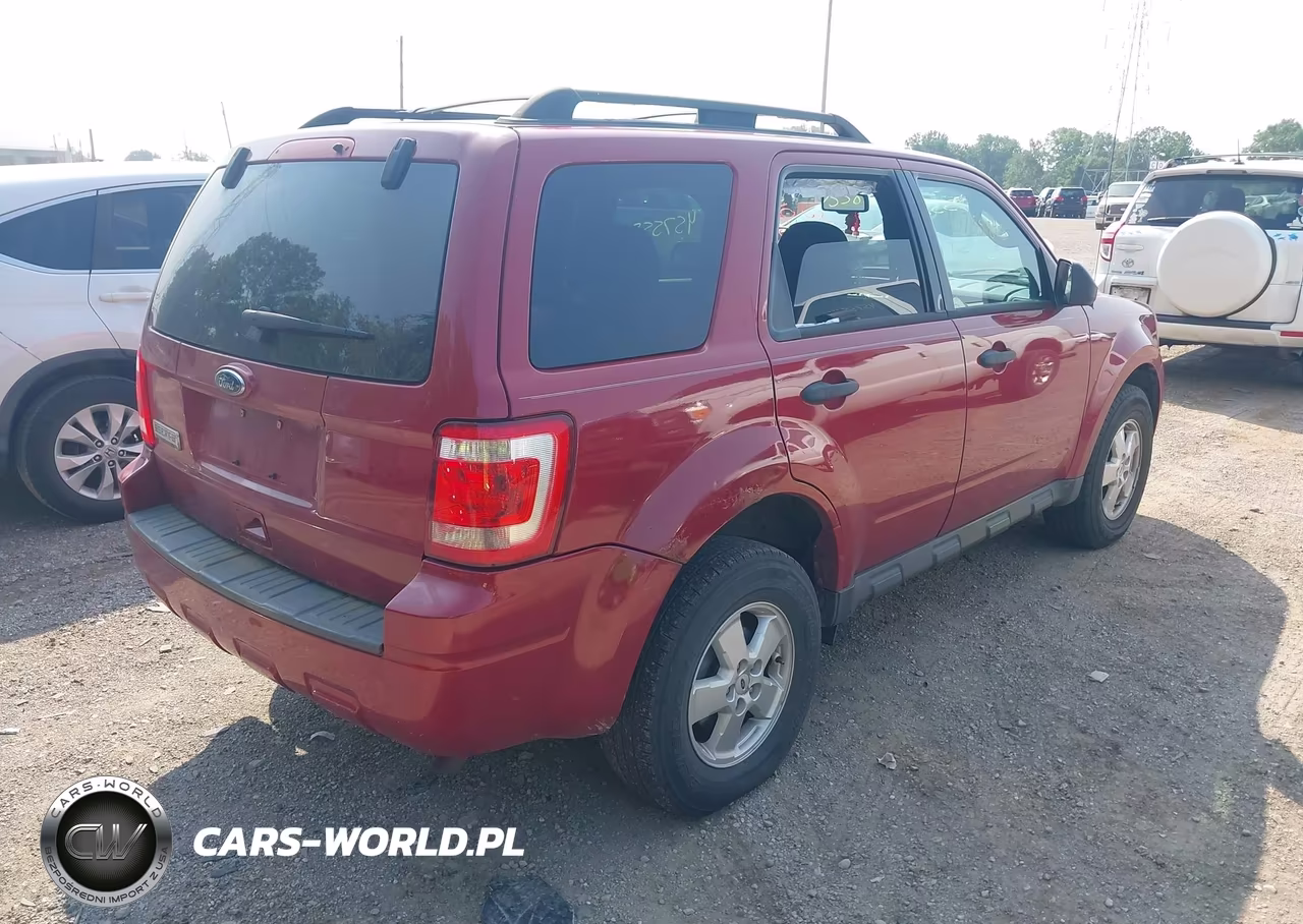2010 Ford Escape Xlt VIN:1FMCU0D7XAKB79948 - 4