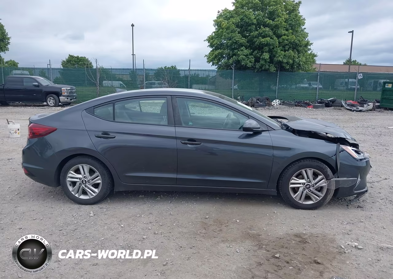 2020 Hyundai Elantra Sel VIN:5NPD84LF4LH613084 - 12