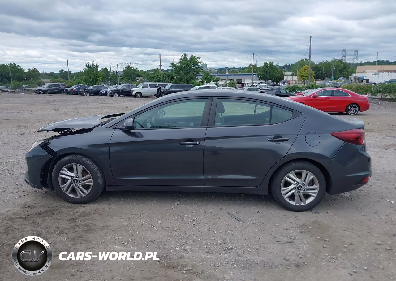 2020 Hyundai Elantra Sel VIN:5NPD84LF4LH613084 - 13