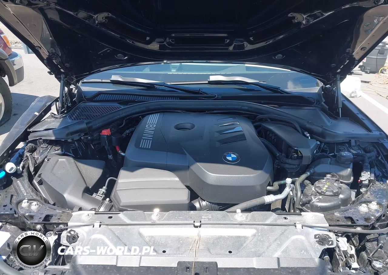 2025 BMW 330I VIN:3MW69CW01S8F10372 - 10