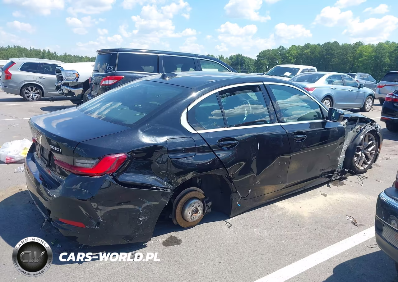2025 BMW 330I VIN:3MW69CW01S8F10372 - 13
