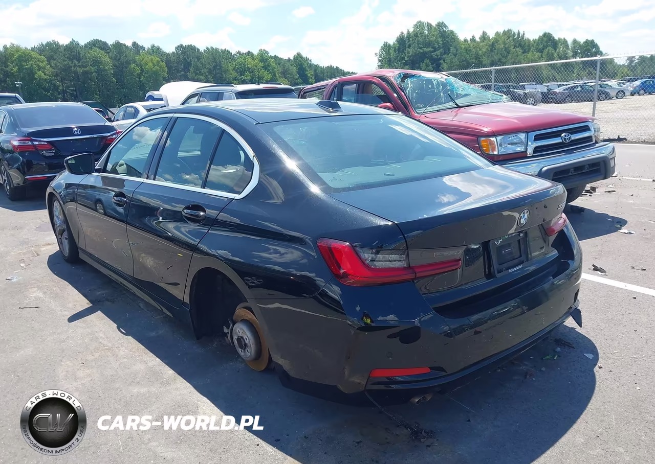 2025 BMW 330I VIN:3MW69CW01S8F10372 - 3