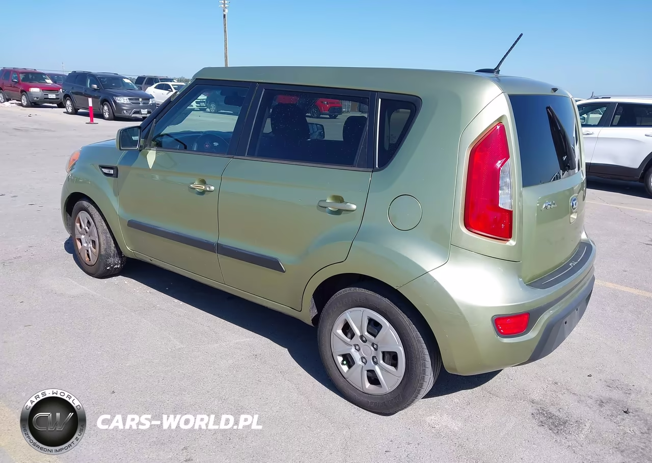 2013 Kia Soul VIN:KNDJT2A55D7524663 - 3