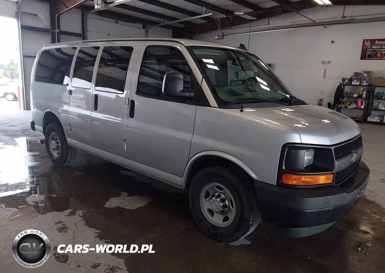 2017 Chevrolet Express 2500 Ls – zdjęcie 1 z 19