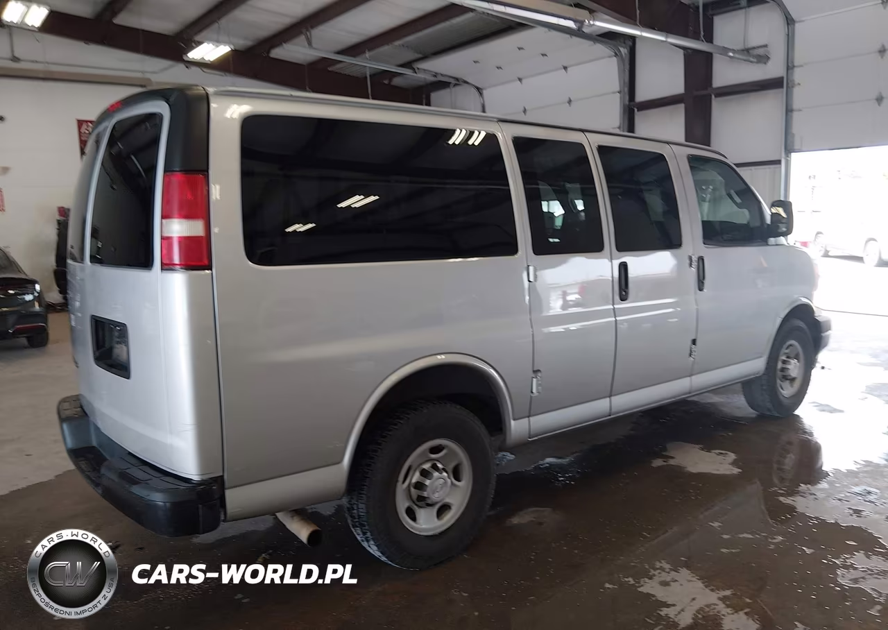 2017 Chevrolet Express 2500 Ls VIN:1GAWGEFF2H1265287 - 4