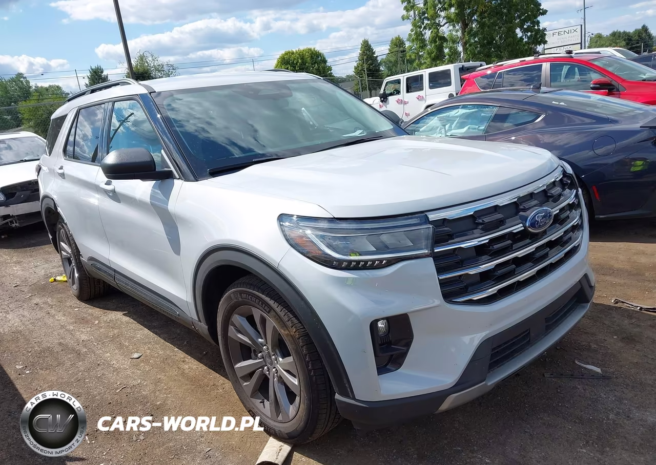 2026 Ford Explorer Active – zdjęcie 1 z 16