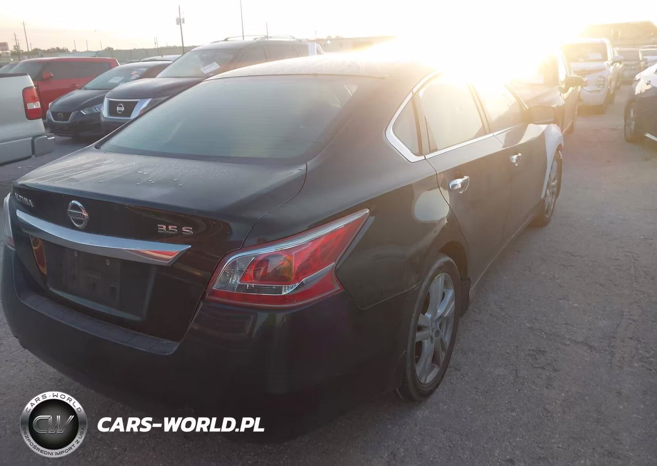 2013 Nissan Altima 3.5 S VIN:1N4BL3AP4DN552435 - 4