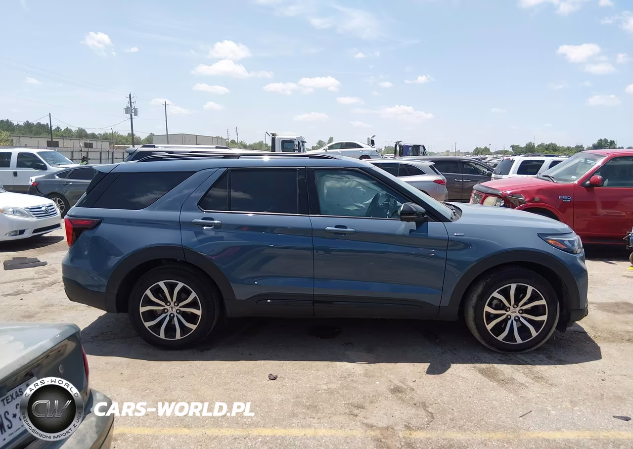 2025 Ford Explorer St-Line VIN:1FMUK7KH0SGC67300 - 13