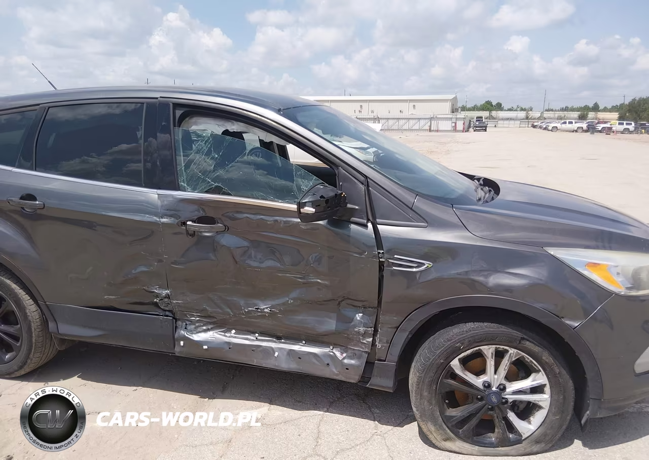 2017 Ford Escape Se VIN:1FMCU0GD0HUF06860 - 6