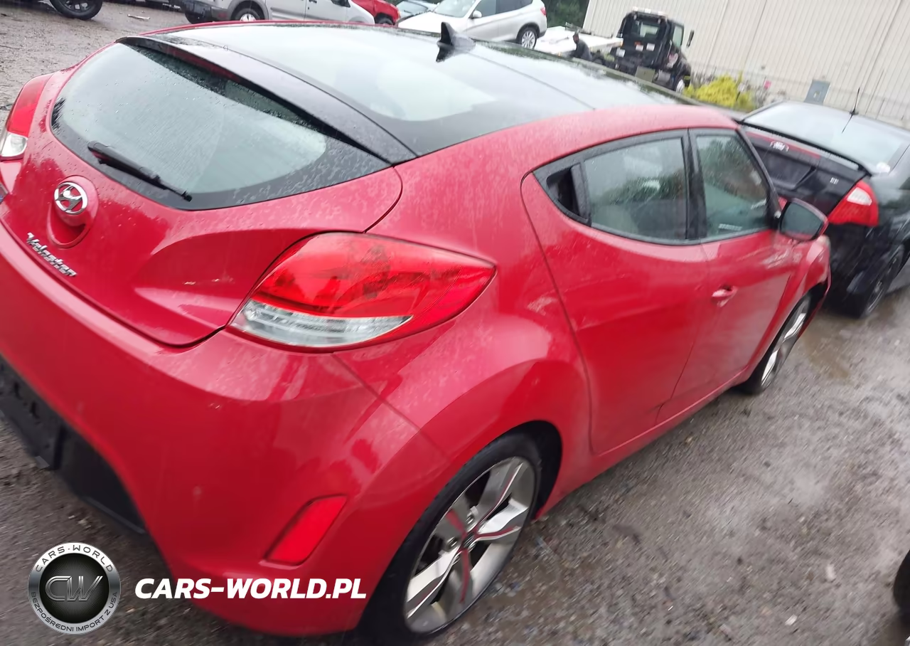 2012 Hyundai Veloster Base W-Gray VIN:KMHTC6AD4CU048666 - 4