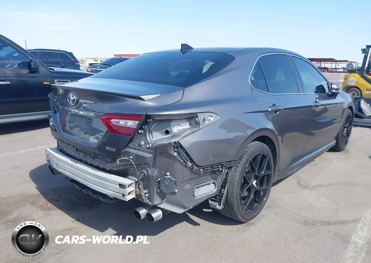 2019 Toyota Camry Xse VIN:4T1B61HK1KU751909 - 4