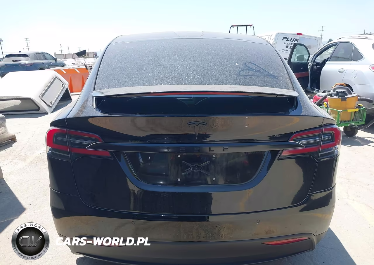 2020 Tesla Model X Long Range Dual Motor All-Wheel Drive-Long Range Plus Dual Motor All-Wheel Drive VIN:5YJXCBE21LF305945 - 17