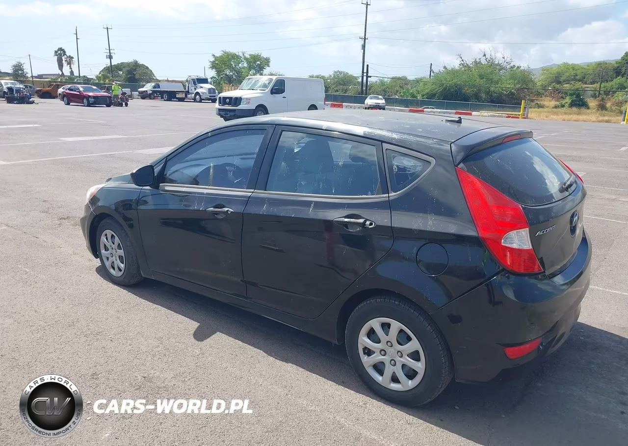 2013 Hyundai Accent Gs VIN:KMHCT5AE0DU130270 - 3