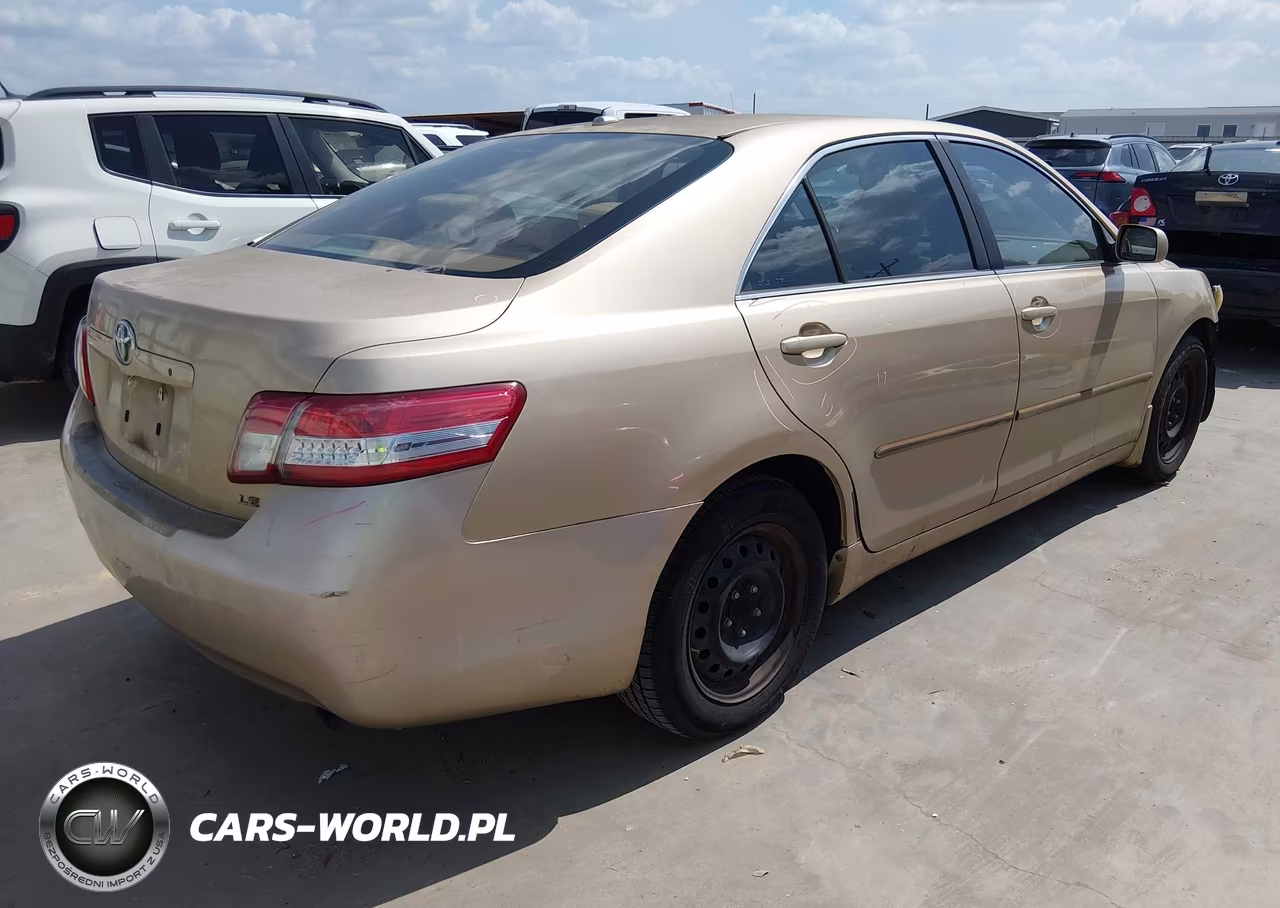 2010 Toyota Camry Le VIN:4T1BF3EK9AU080522 - 4