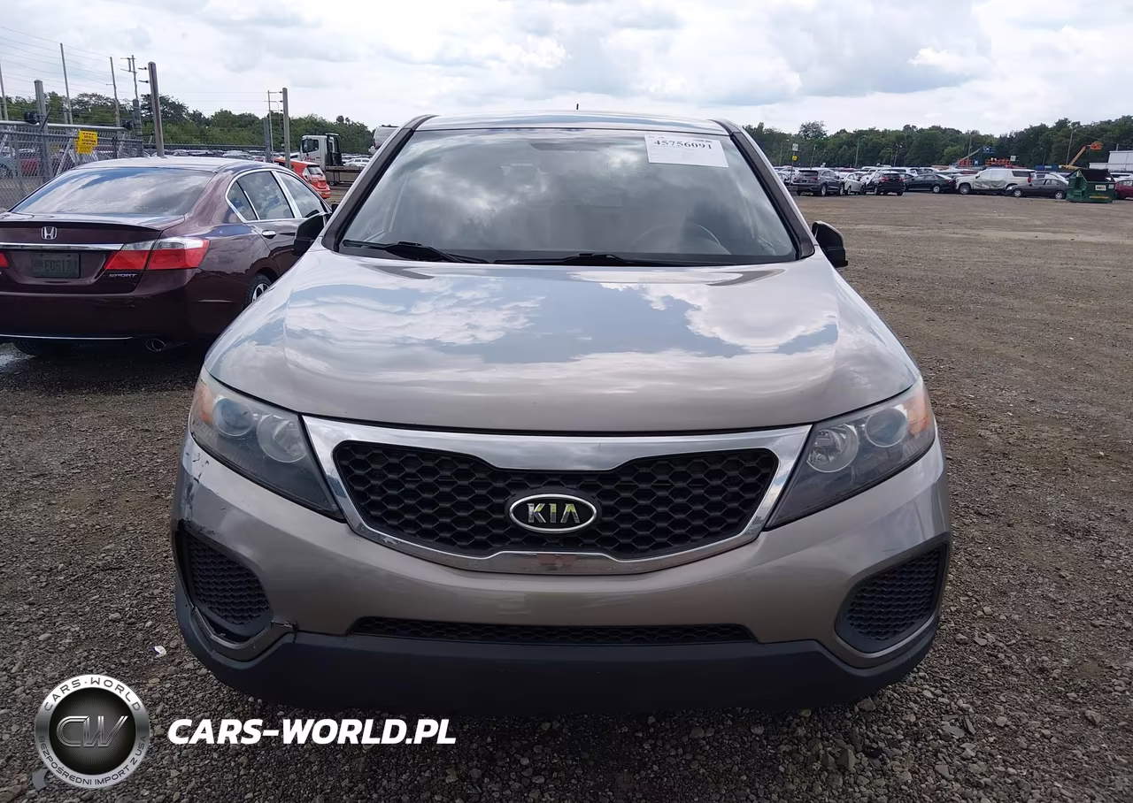2013 Kia Sorento Lx VIN:5XYKTCA64DG345391 - 12