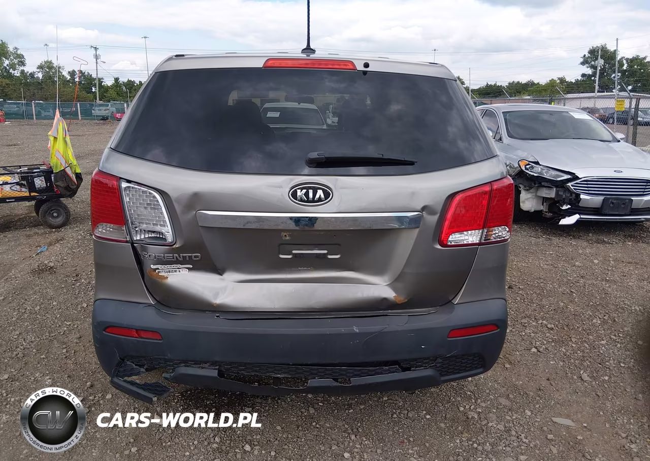 2013 Kia Sorento Lx VIN:5XYKTCA64DG345391 - 16