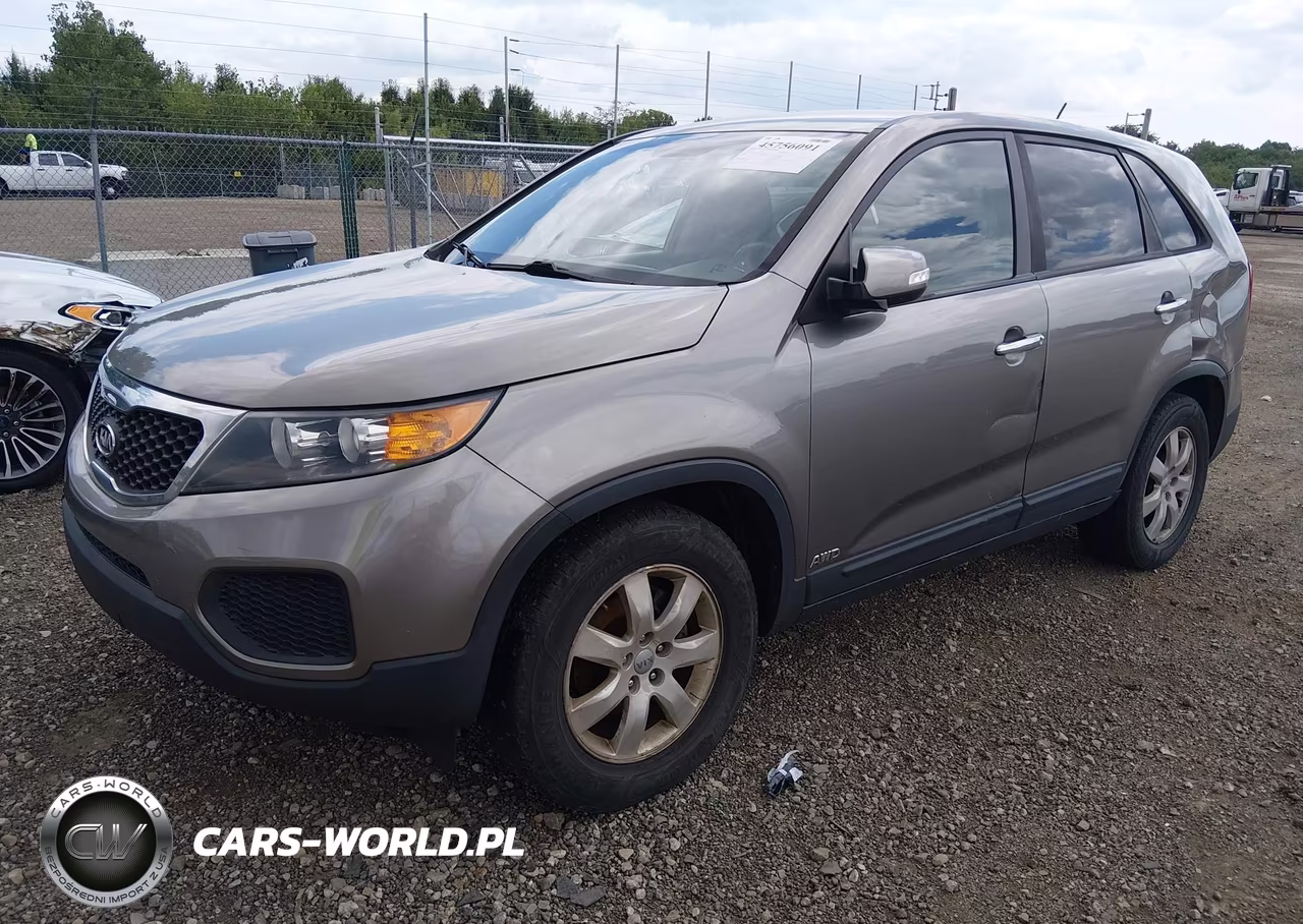 2013 Kia Sorento Lx VIN:5XYKTCA64DG345391 - 2