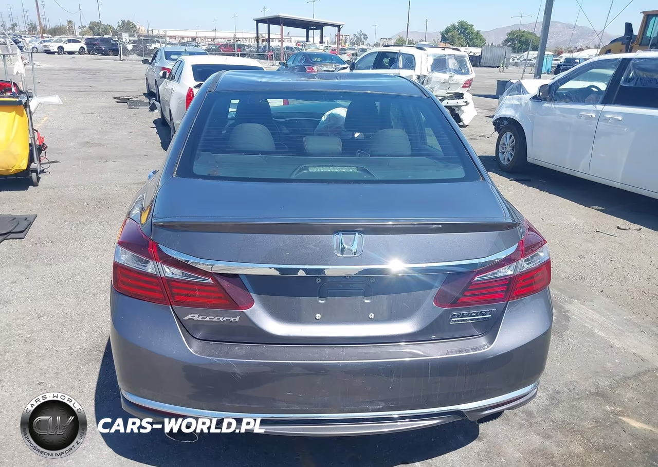 2017 Honda Accord Sport Se VIN:1HGCR2F13HA084093 - 17