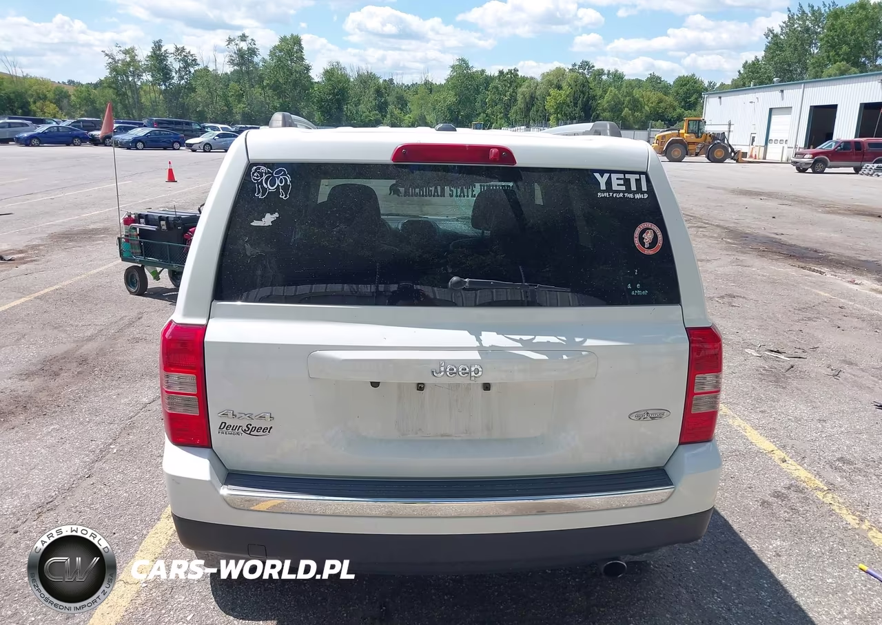 2016 Jeep Patriot High Altitude Edition VIN:1C4NJRFB4GD524089 - 16